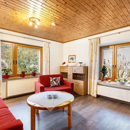 Haus Stanek Lägenhet *